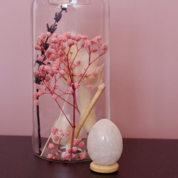 Clear Quartz Yoni Egg - Image 5