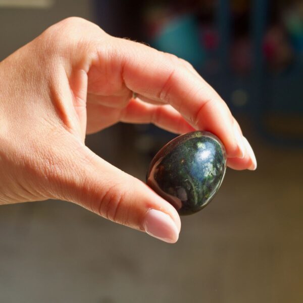 Nephrite Jade Yoni egg - Image 2
